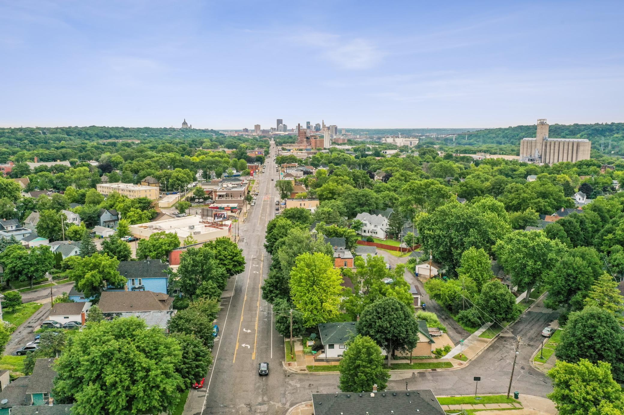 1267 - 1269 7th Street W