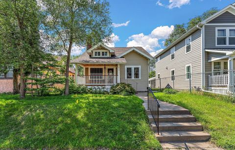 864 Fuller Avenue Saint Paul MN 55104