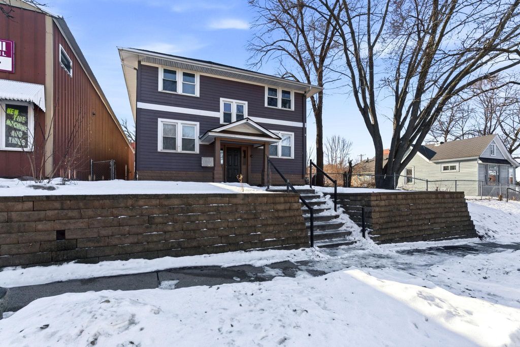 Photo of 758 Reaney Avenue, Saint Paul, MN 55106 (MLS # 7033997)