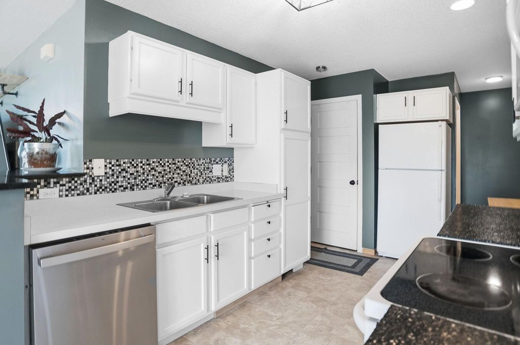 Photo of 11267 16th Street NE, Saint Michael, MN 55376 (MLS # 7074399)