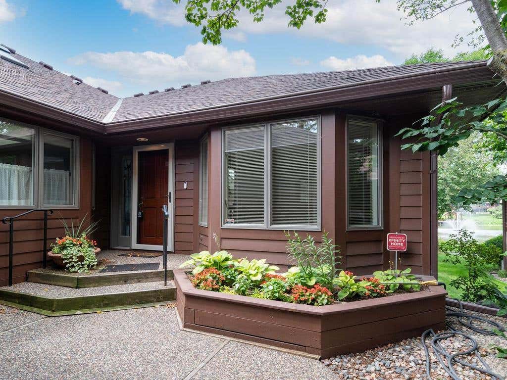 Photo of 7786 Lochmere Terrace, Edina, MN 55439 (MLS # 7104384)
