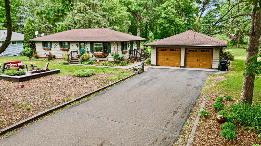 Photo of 5584 266th Street, Wyoming, MN 55092 (MLS # 7024085)