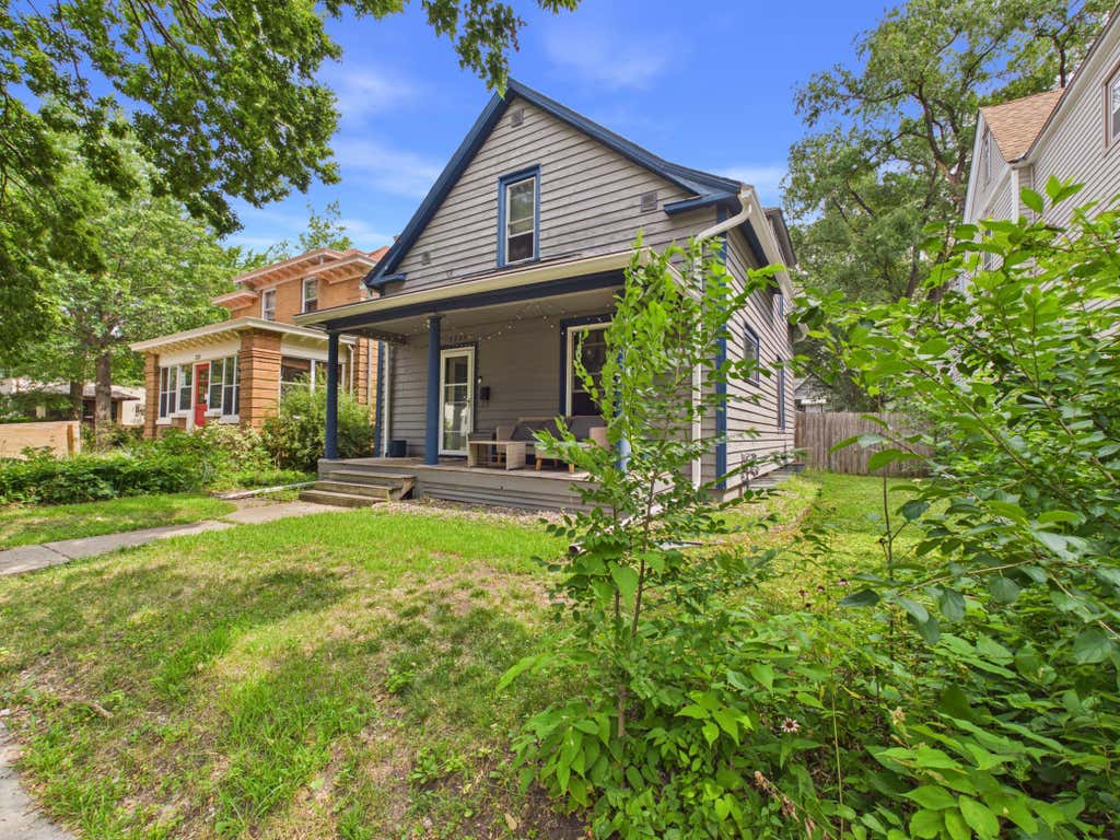Photo of 3205 Elliot Avenue, Minneapolis, MN 55407 (MLS # 7121986)
