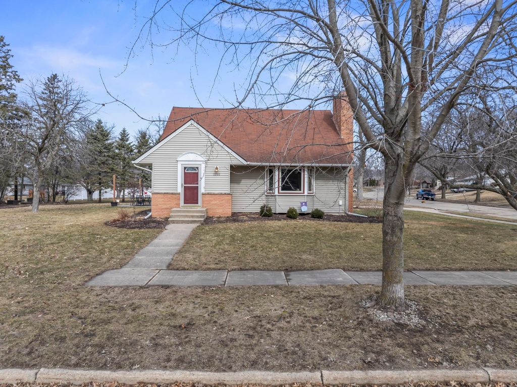 Photo of 2200 2nd Avenue NW, Austin, MN 55912 (MLS # 7032424)