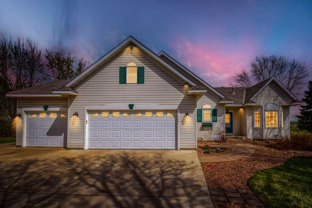 Photo of 16681 185th Street E, Hastings, MN 55033 (MLS # 7058497)