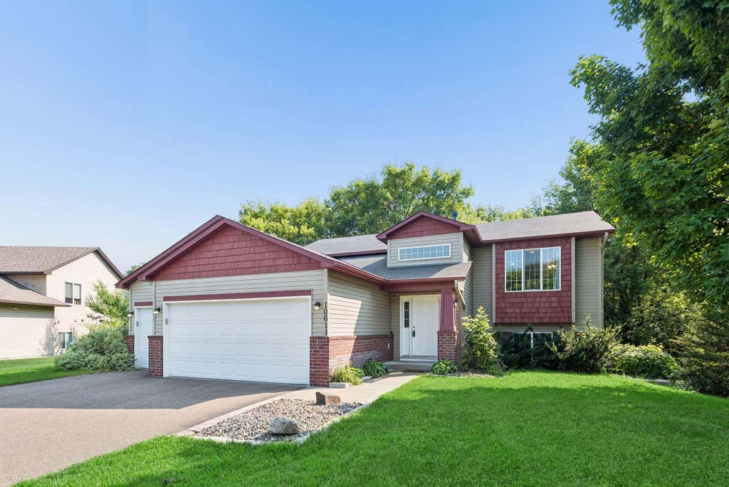 Photo of 10611 Kyle Court N, Brooklyn Park, MN 55443 (MLS # 7120640)