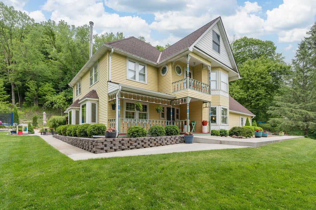 Photo of 48194 Old River Bluff Road, Saint Peter, MN 56082 (MLS # 7111840)