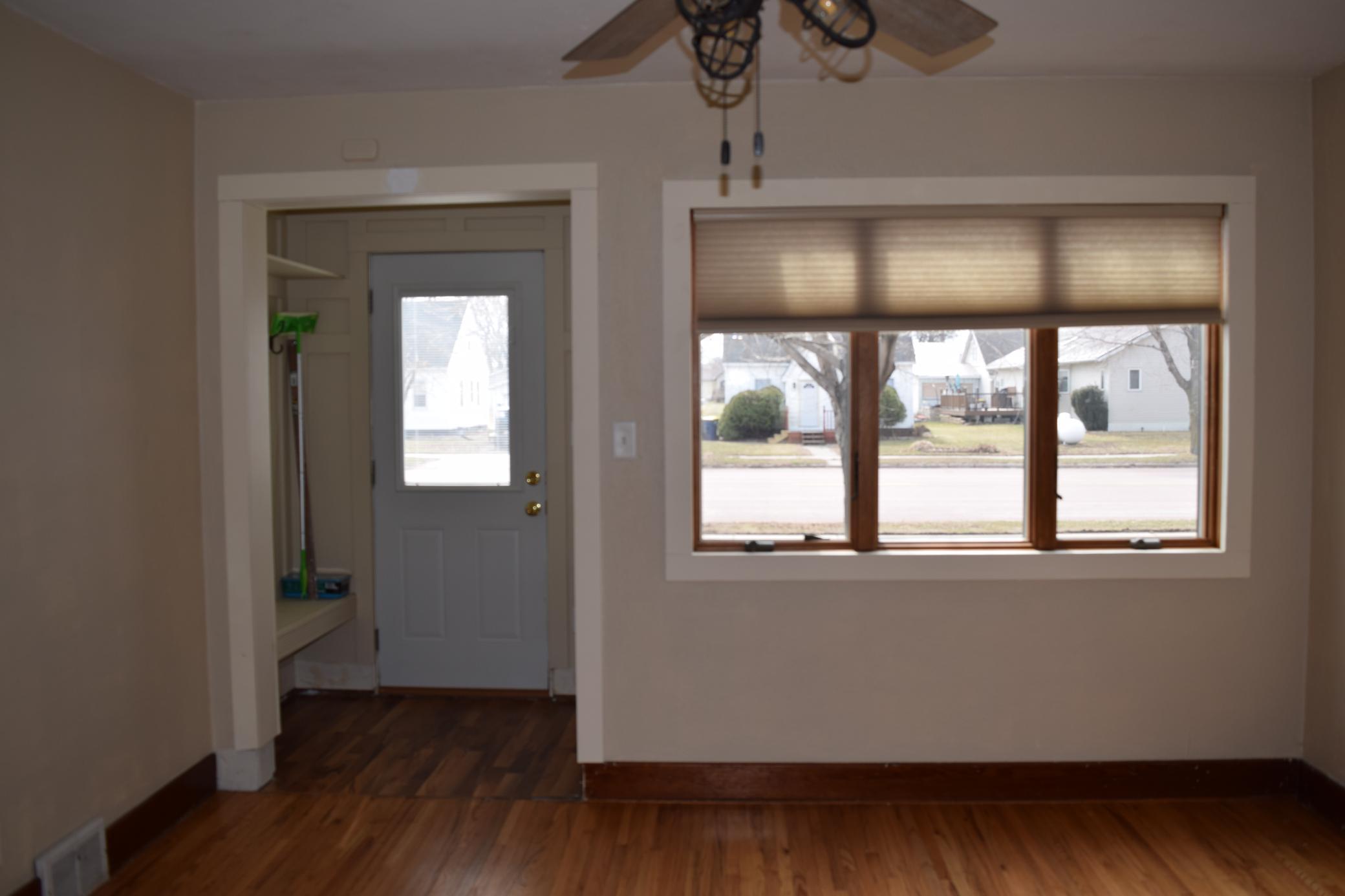 213 Brown Street W
