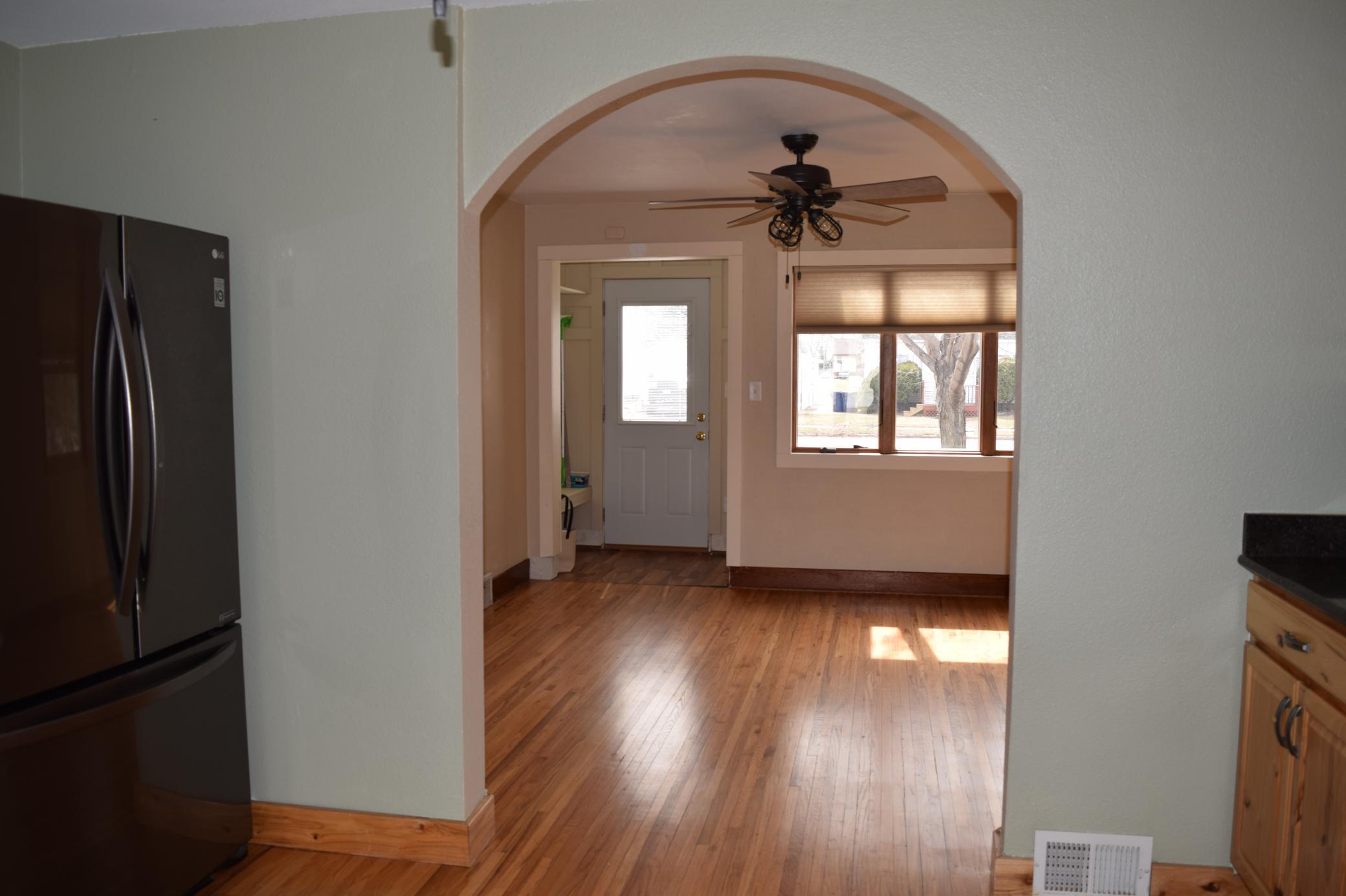 213 Brown Street W