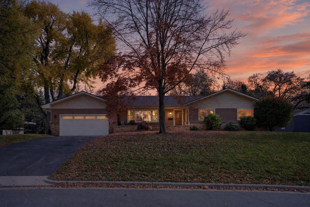 Photo of 5615 Dale Avenue, Edina, MN 55436 (MLS # 7160890)