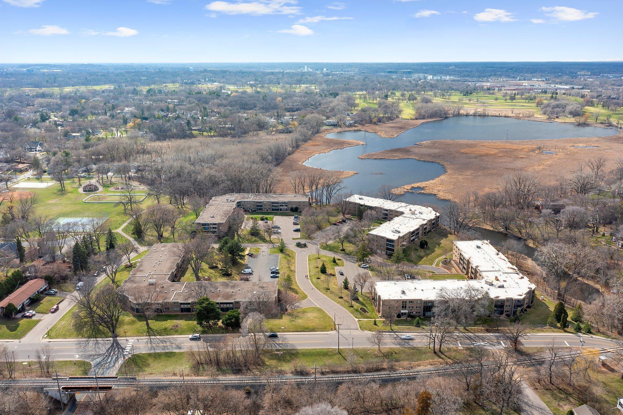 4380 Brookside Court 103