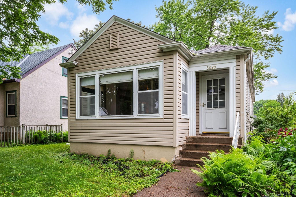 Photo of 3020 Garfield Street NE, Minneapolis, MN 55418 (MLS # 7119711)