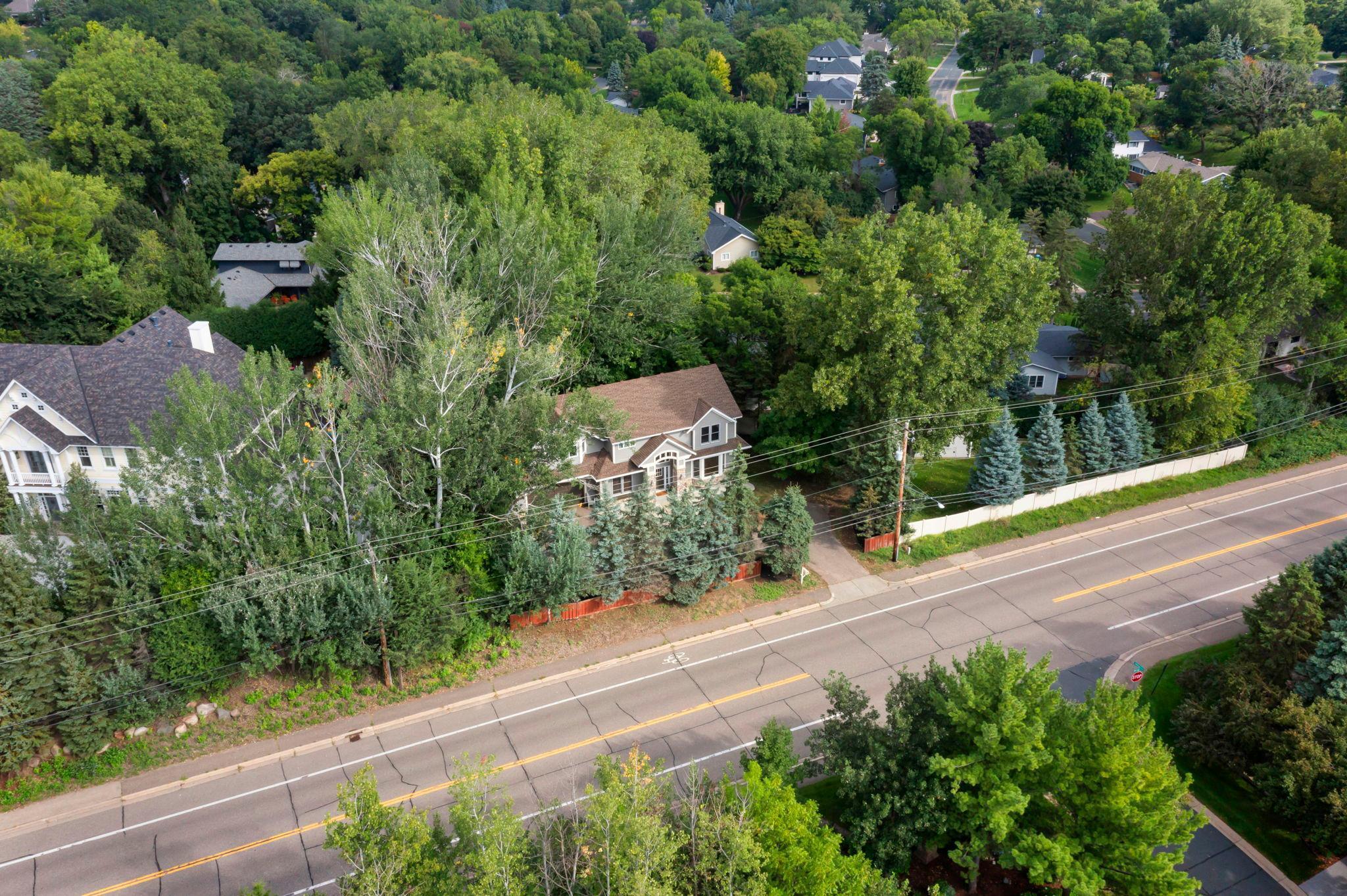 5900 Vernon Avenue S