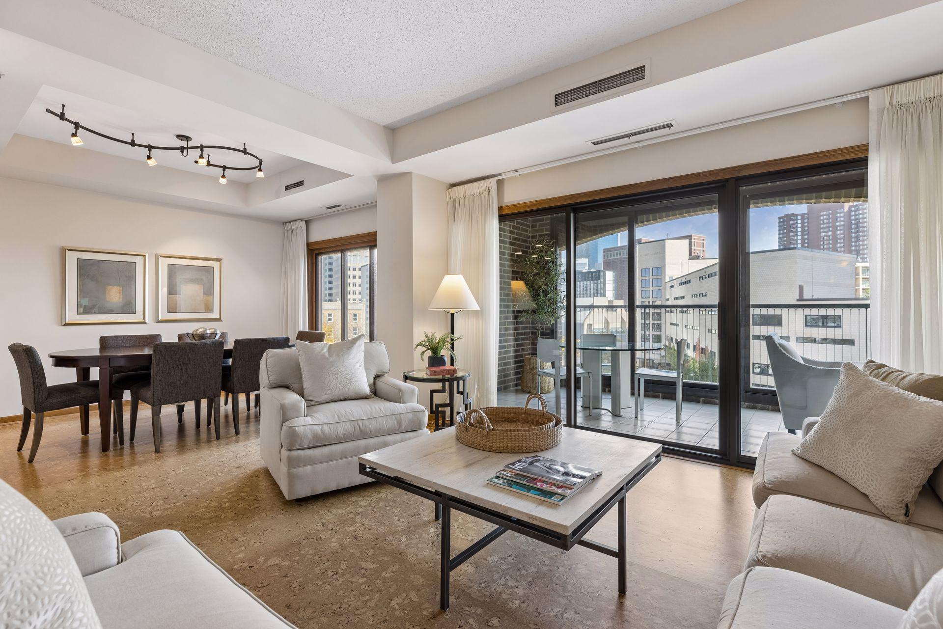 1201 Yale Place 408