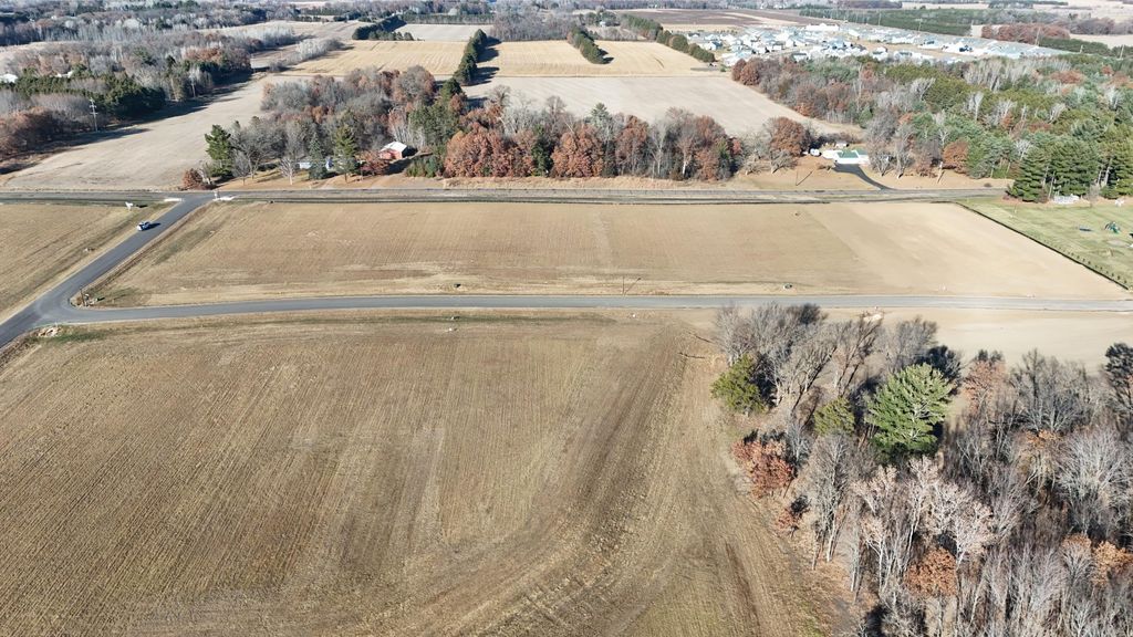 Photo of 5270 389th Trail, North Branch, MN 55056 (MLS # 6822015)