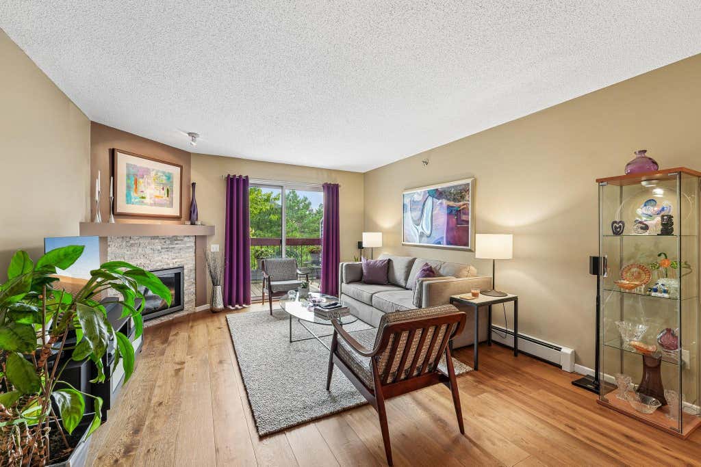 Photo of 7520 Edinborough Way #2304, Edina, MN 55435 (MLS # 7114880)