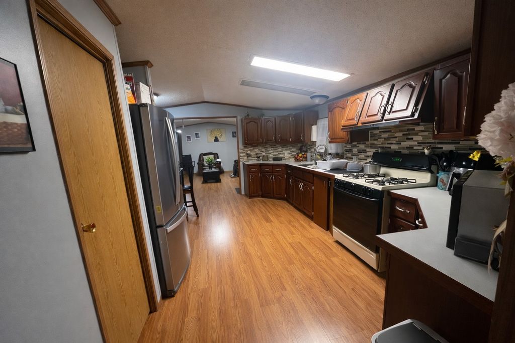 Photo of 4665 Prior Ave Ave N, Arden Hills, MN 55112 (MLS # 7021578)