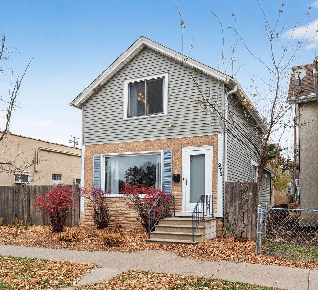 Photo of 973 Randolph Avenue, Saint Paul, MN 55102 (MLS # 6756406)