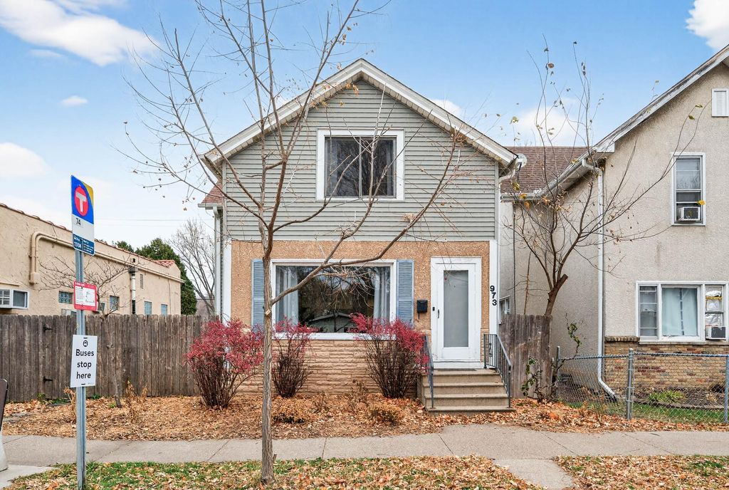 Photo of 973 Randolph Avenue, Saint Paul, MN 55102 (MLS # 6756406)
