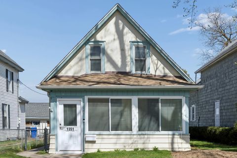 Photo of 1351 Ames Avenue, Saint Paul, MN 55106 (MLS # 7057013)