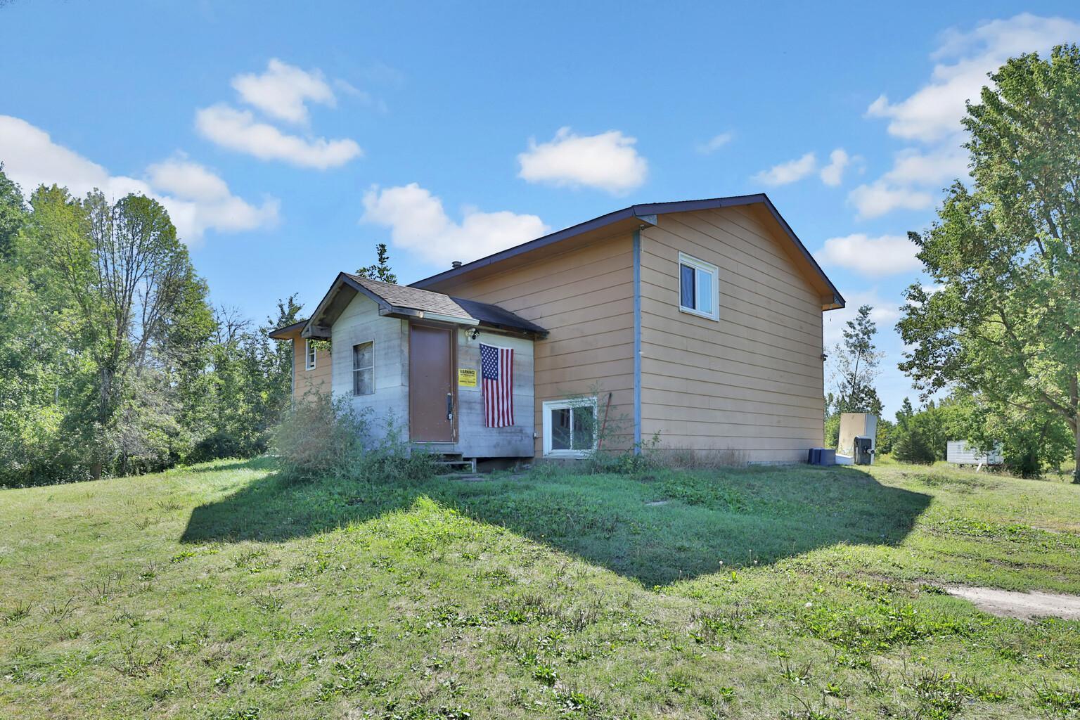 15573 209th Avenue NW