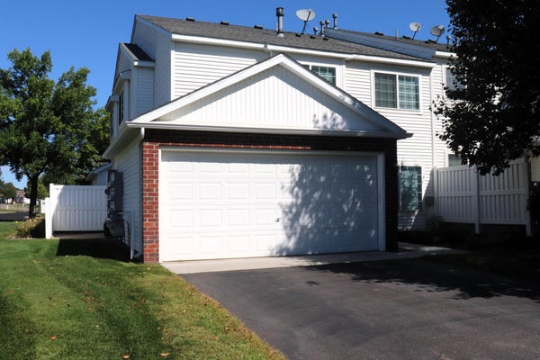15744 FLACKWOOD AVE APT 152, SAINT PAUL, MN 55124 - Image 1045d5dfd58ed761a9586d1e5e1ed182/1175940412