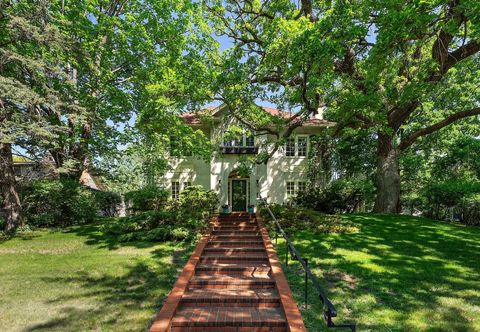 2181 Carter Avenue Saint Paul MN 55108