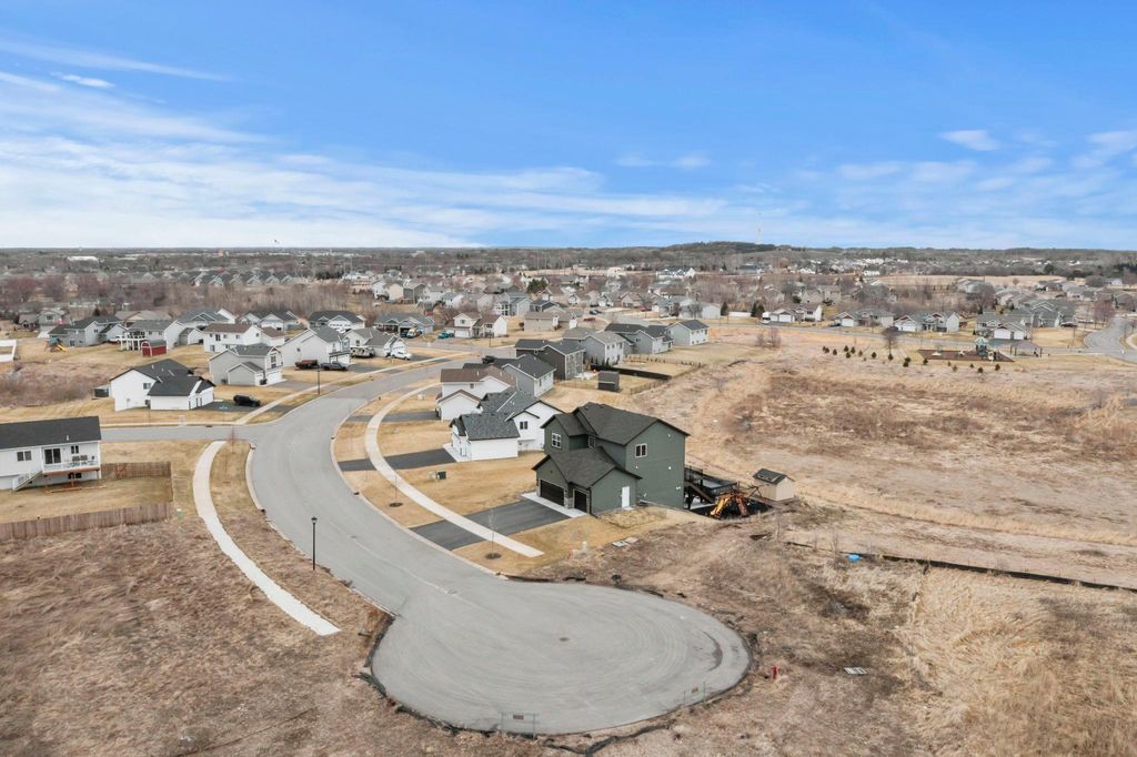 Photo of 4130 89th Street NE, Monticello, MN 55362 (MLS # 7040427)