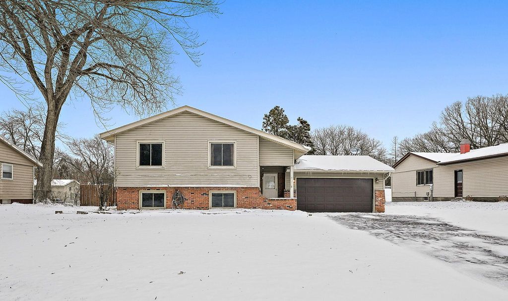 Photo of 2108 73rd Avenue N, Brooklyn Park, MN 55444 (MLS # 6810532)