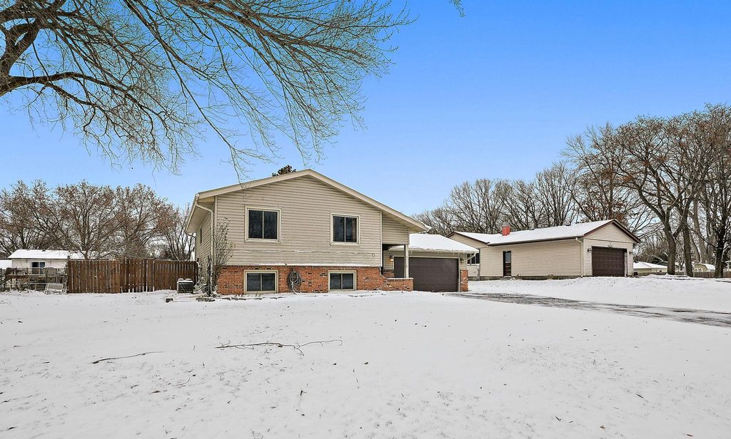 Photo of 2108 73rd Avenue N, Brooklyn Park, MN 55444 (MLS # 6810532)