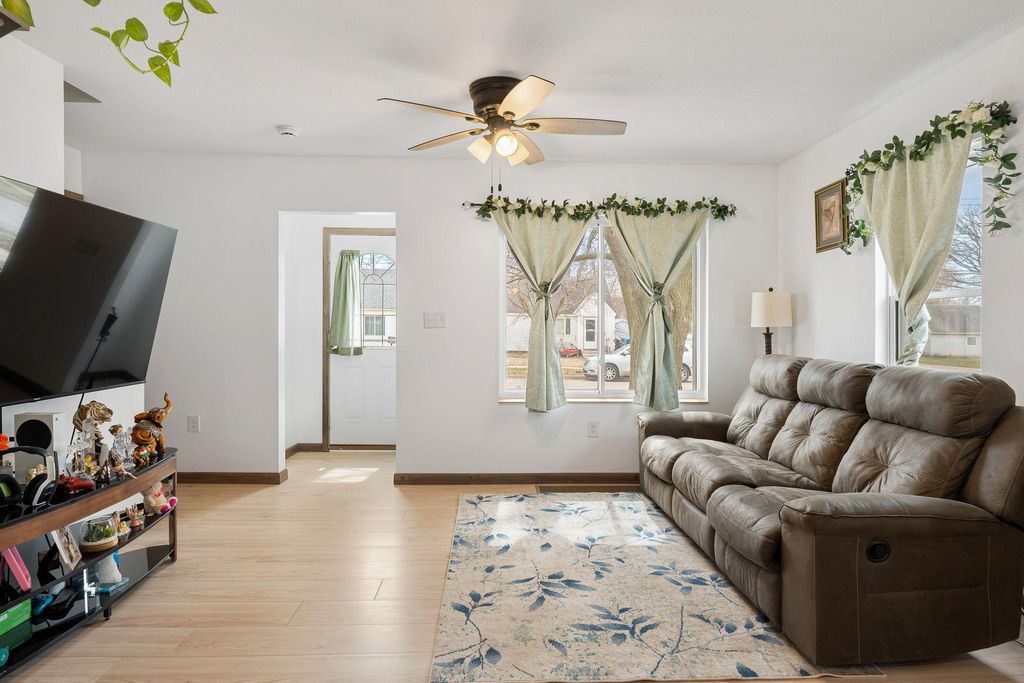 Photo of 306 12th Avenue SW, Austin, MN 55912 (MLS # 7054149)