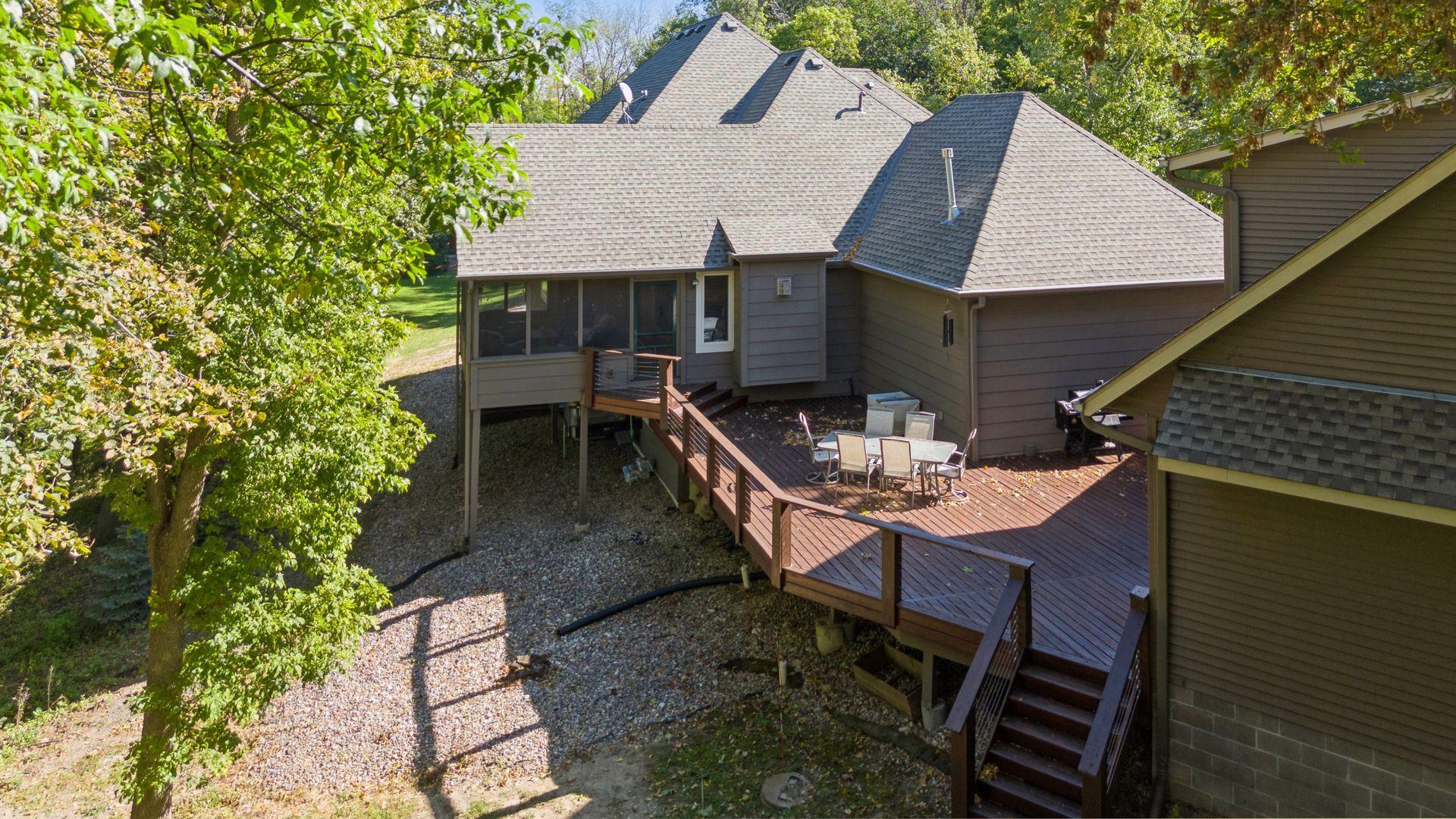 1811 Lake Lucy Lane