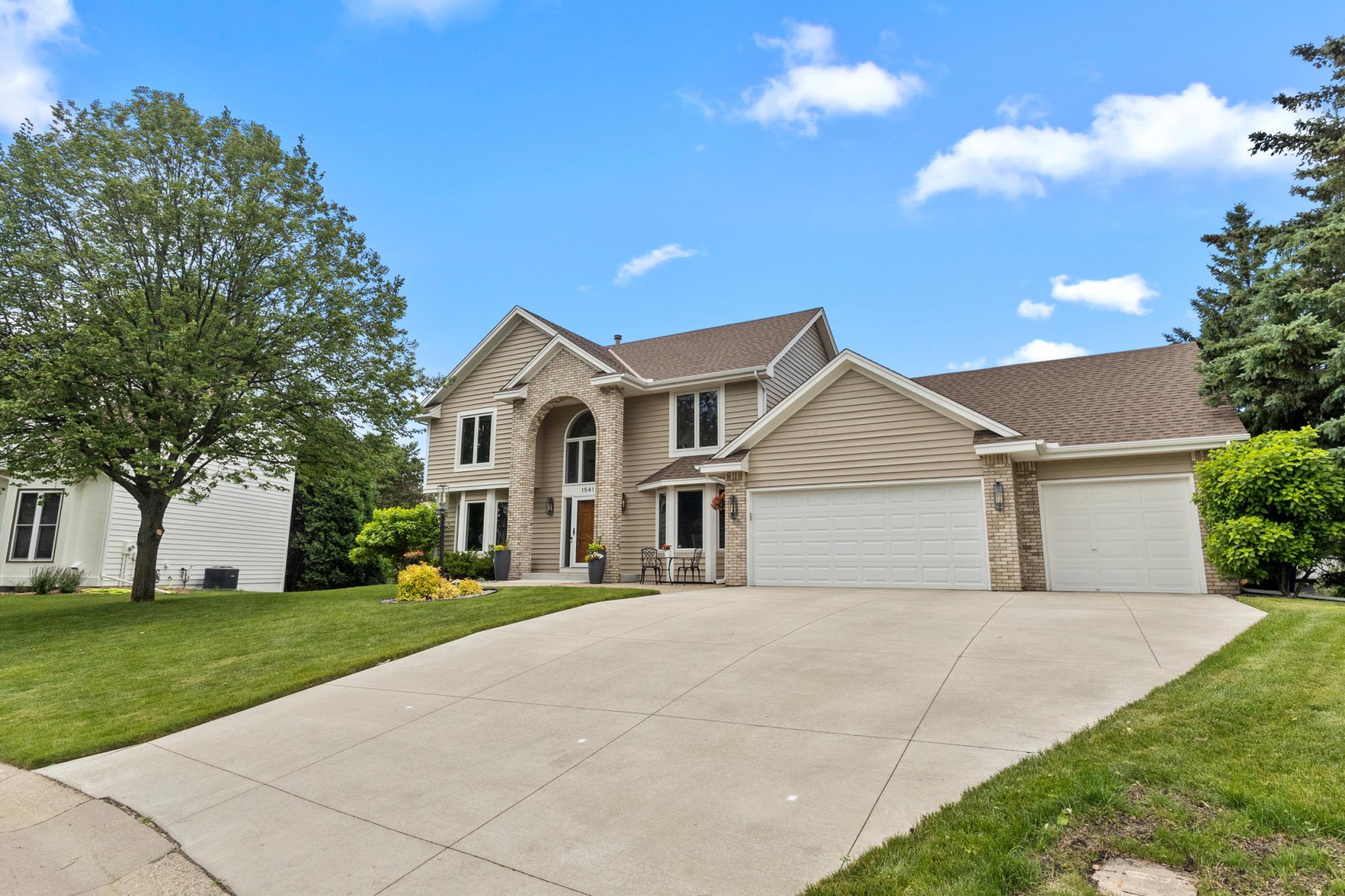 1541 Wexford Court