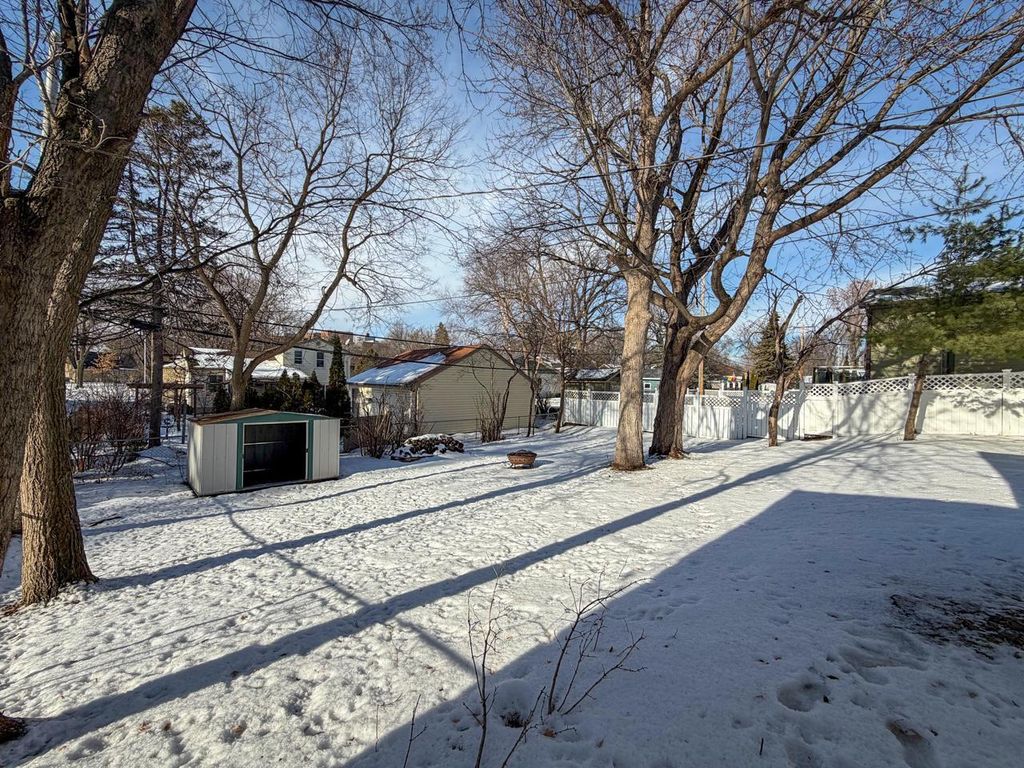 Photo of 3990 Brunswick Avenue S, Saint Louis Park, MN 55416 (MLS # 7007074)