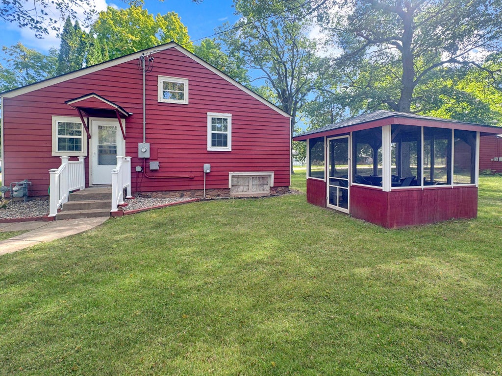 Photo of 800 6th Street, Ironton, MN 56455 (MLS # 7141072)