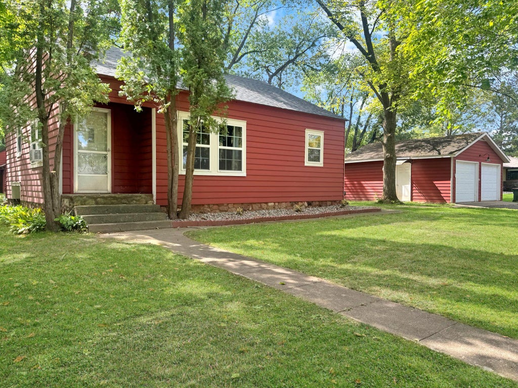 Photo of 800 6th Street, Ironton, MN 56455 (MLS # 7141072)