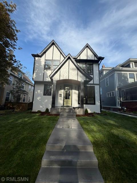3213 Holmes Avenue S
