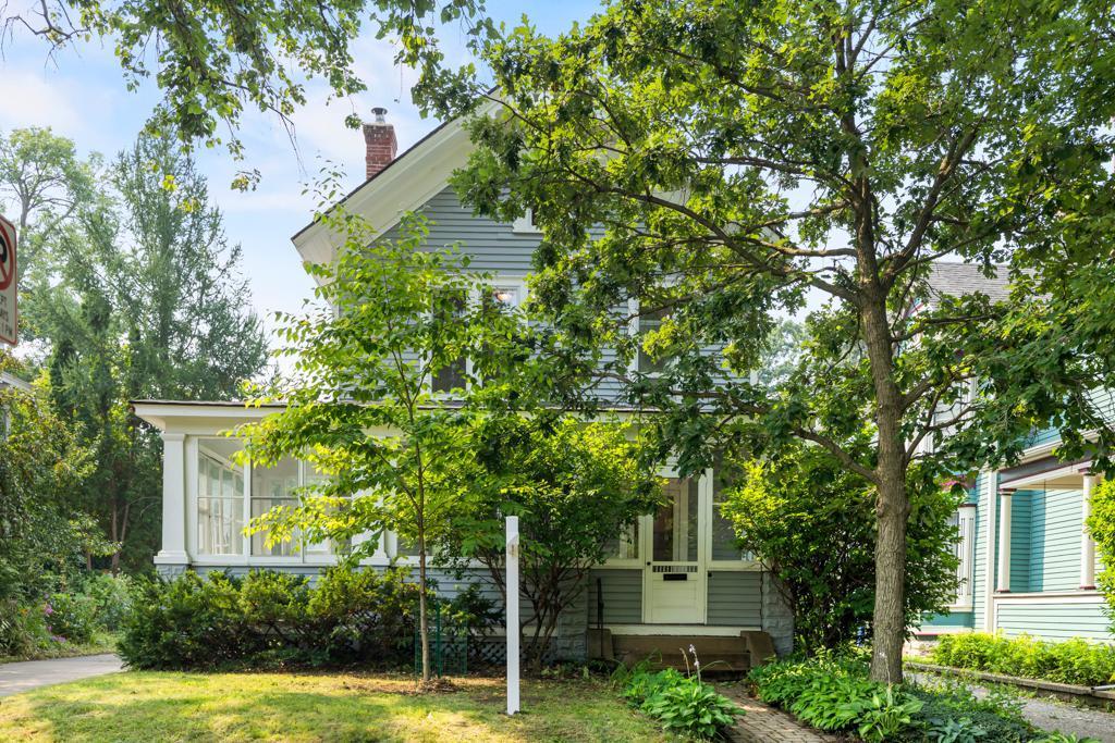 520 Holly Avenue
