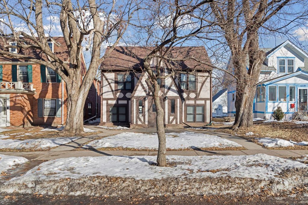 Photo of 1735 Randolph Avenue, Saint Paul, MN 55105 (MLS # 7021296)