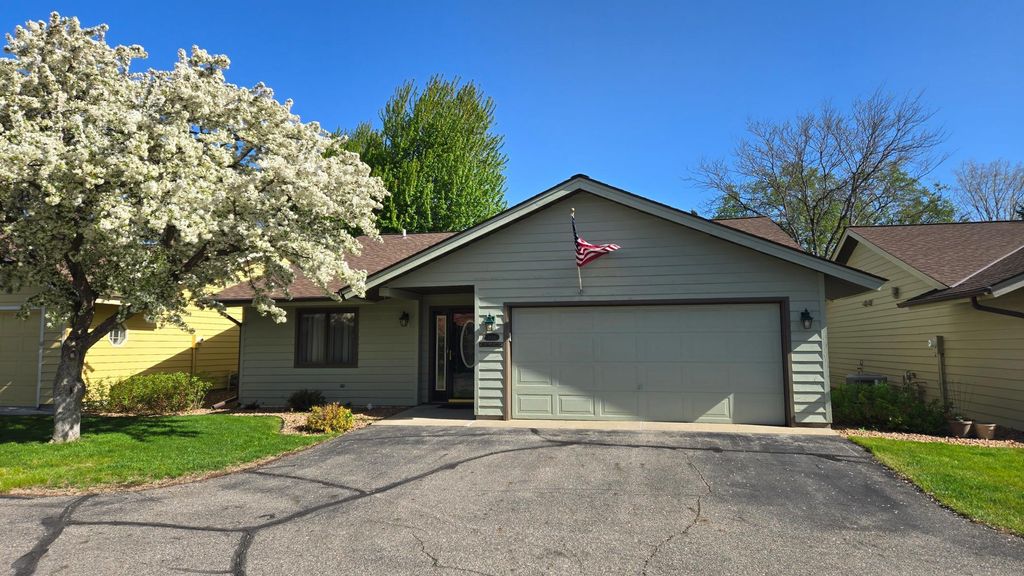 Photo of 2616 15th Street N, Saint Cloud, MN 56303 (MLS # 7072859)