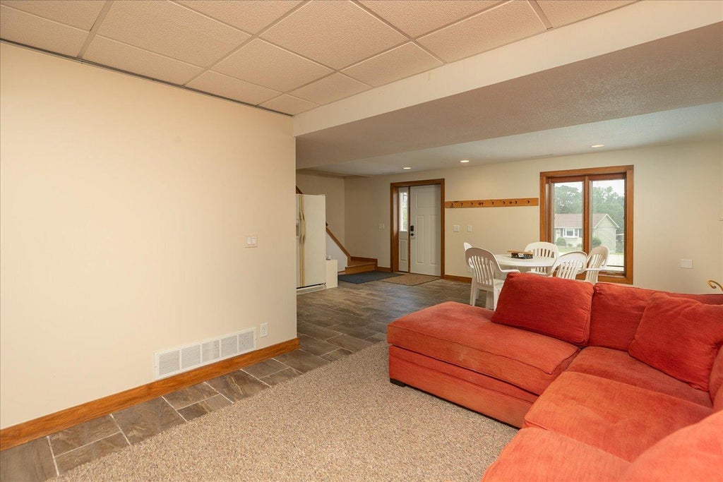 Photo of 1926 Bear Court SE, Rochester, MN 55904 (MLS # 7088828)