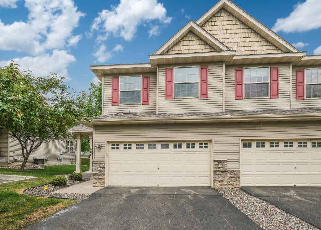 Photo of 1005 6th Avenue NE, Buffalo, MN 55313 (MLS # 7108428)