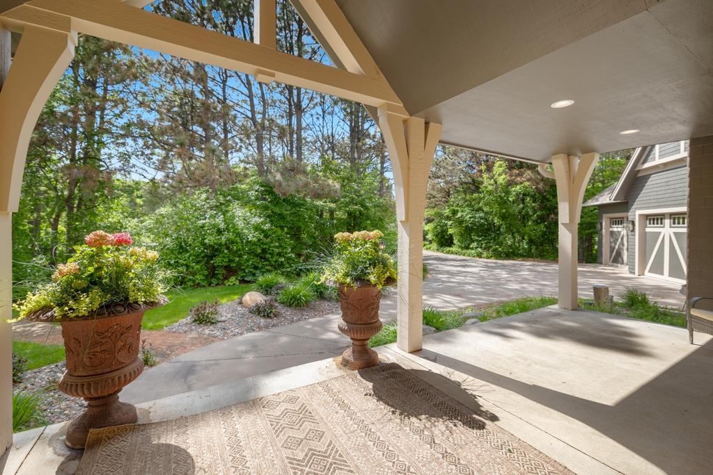 3565 Crestmoor Drive