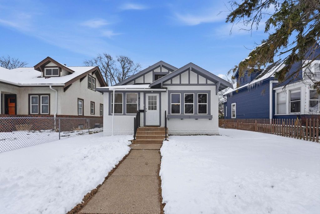 Photo of 4117 Elliot Avenue, Minneapolis, MN 55407 (MLS # 7026307)