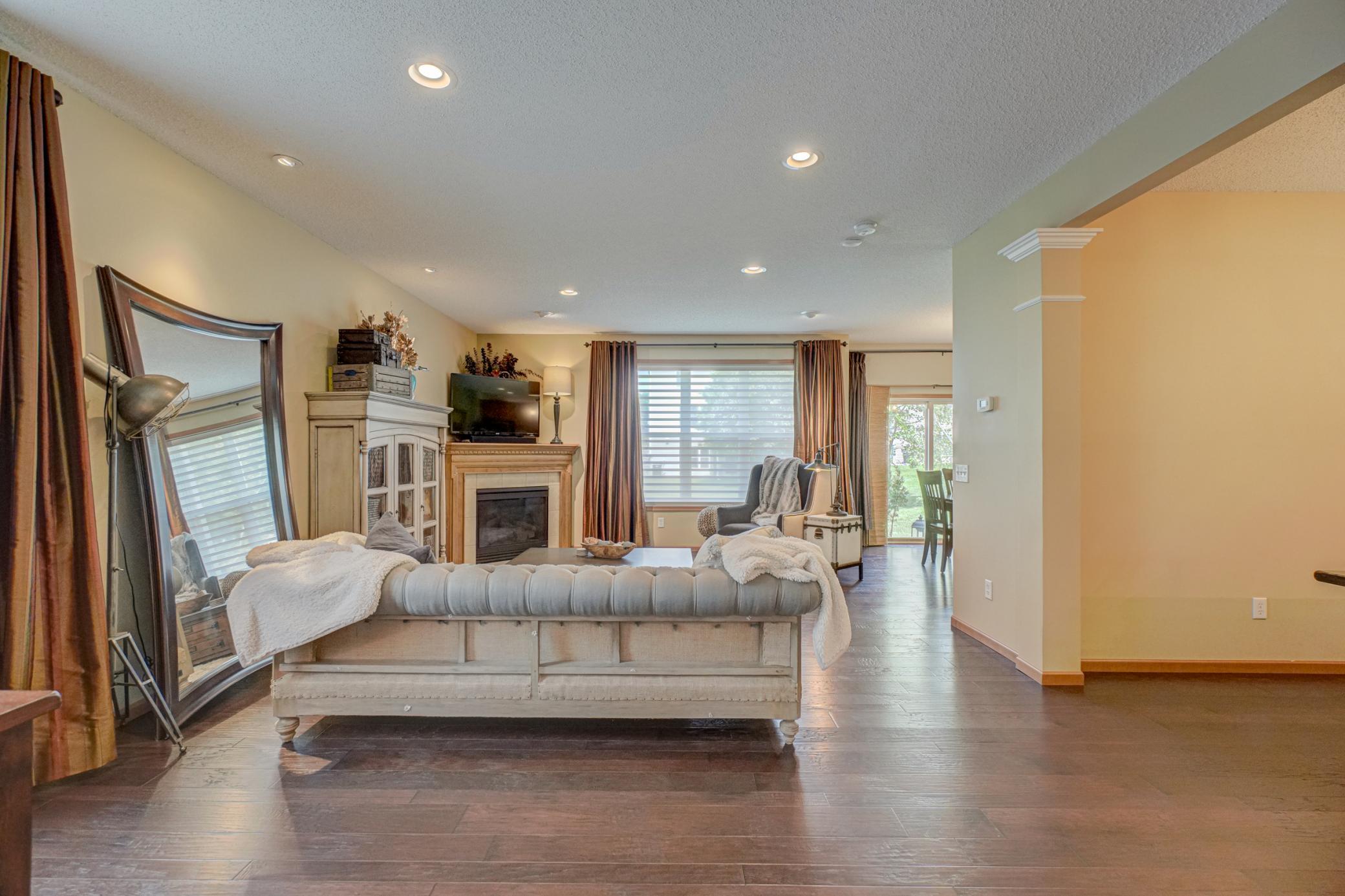 2345 Woodcrest Drive