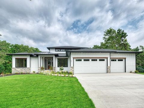 631 Callahan Place Mendota Heights MN 55118