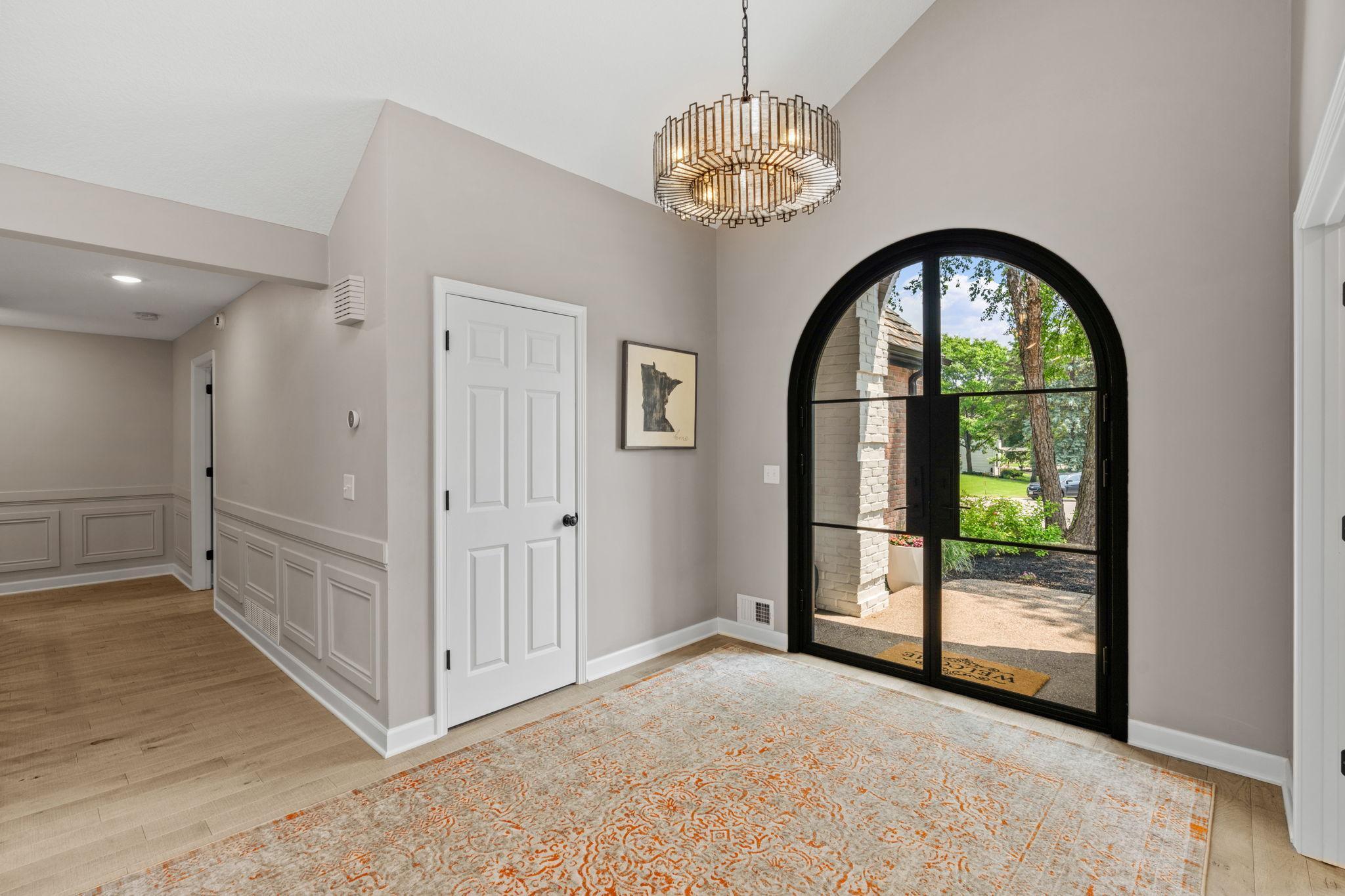 6141 Sherman Circle