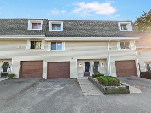 2360 Dorland Place E Maplewood MN 55119