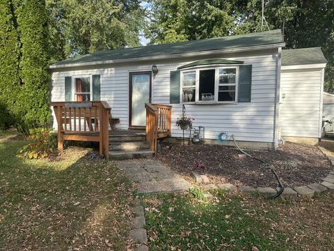Photo of 207 S 6th Avenue, Albert Lea, MN 56007 (MLS # 6801932)