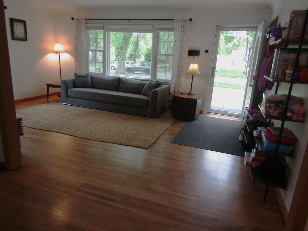 Photo of 302 S 12th Street, Montevideo, MN 56265 (MLS # 6730325)